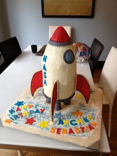 a cake made to look like a rocket ship