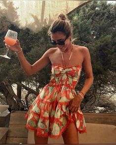 Midi Dresses Aesthetic, Girls Holiday Outfits Summer, Greece Holiday Outfits, Tropical Holiday Outfits, Mexico Outfits Vacation, Tropical Fits, Europe Outfits Summer, Beach Holiday Outfits, Nails Vacation