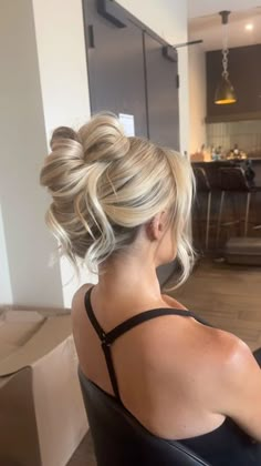 BROOKE on Instagram: "Wait let’s do it again !! Hair by me makeup by @makeupby_shawnavassallo" Pam Anderson Bridal Hair, Updo High, Pam Anderson, Do It Again, Bridal Updo, Bridal Hair And Makeup, Wedding Hair, Bridal Hair, Wedding Hairstyles