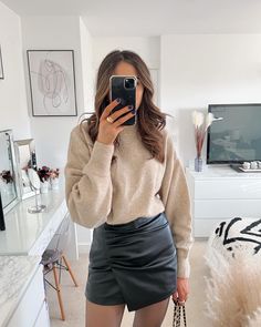 Beige Leather Skirt Outfit, Beige Jumper Outfit, Jumper And Skirt Outfit, Beige Skirt Outfit, Black Leather Skirt Outfit, Jumper And Skirt, Xmas Clothes