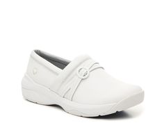 Saw this at DSW! White Shoes Scrubs, Trending Handbags, Work Sneakers, Athletic Sneakers, Tie Shoes, Sneaker Shopping, Kids Bags, Mary Jane Sneaker, White Leather