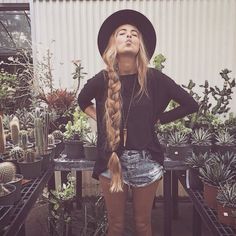 Look Short Jeans, Baby Lips, Bohol, Hair Envy, Black Hat, Mode Inspiration, Hair Day, Pretty Hairstyles