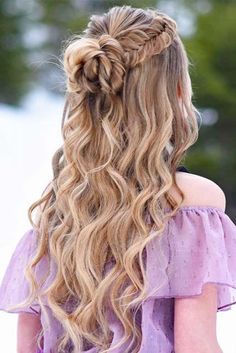 Down Curly Hairstyles, Hoco Hairstyles, Dance Hairstyles, Fishtail Braid, Wedding Hairstyles Half Up Half Down, Wedding Hair Down, Penteado Cabelo Curto, Braided Hairstyles For Wedding, Prom Hairstyles