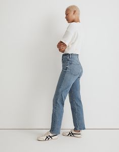 The Curvy '90s Straight Jean in Enmore Wash Petite Curvy, Pear Body Shape, Curvy Women Jeans, Curvy Jeans, Denim Details, Jeans Denim, Passion For Fashion, Straight Jeans, Pear Shaped