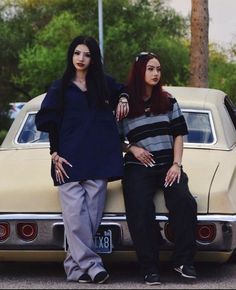 Cacagirl Mel Outfit, Melanie Cacagirl, Chicana Outfits, Latino Makeup, Chola Fits