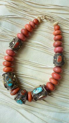 Collar Hippie, Tibetan Jewelry, Chunky Jewelry, Coral Jewelry, Jewelry Beads, American Jewelry, Turquoise Jewelry, Artisan Jewelry, Stone Jewelry