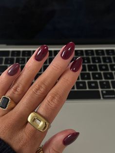 Wife Nails, Wine Nails, Nagellack Trends, Mob Wife, Nails Red, Nail Jewelry, Nails 2024, Go Crazy, Dream Nails