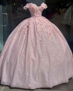 Pink Glitter Sweetheart Prom Dress Quincenera Dress, Lavender Ball Gown, Prom Dress Ball Gown, Quinceanera Pink, Quinceanera Themes Dresses, Baju Kahwin, Quinceañera Ideas, Pink Quince, Quinceñera Dresses