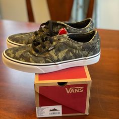 Brand New Camouflage Vans Velvet Vans, Vans Authentic Shoes, Leather Vans, Rare Vans, Vans Checkered, Grey Vans, Disney Vans, Slipon Sneakers, Red Vans