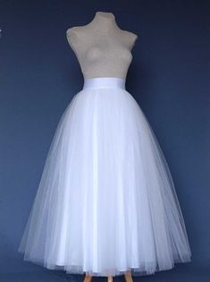 White Tulle Skirt . Wedding tulle skirt .Tea length tulle skirt. Tutu skirt woman. Bridal tutu skirt Wedding Tea Length Dress With Tulle Skirt, Elegant Tutu Dress With Tulle Skirt For Wedding, White Tulle Tutu Dress For Wedding, White Long Tulle Dress, Prom Tulle Petticoat, White Prom Skirt For Spring, White Long Tulle Skirt Dress, White Tulle Long Skirt Dress, Wedding Tutu Dress With Fitted Tulle