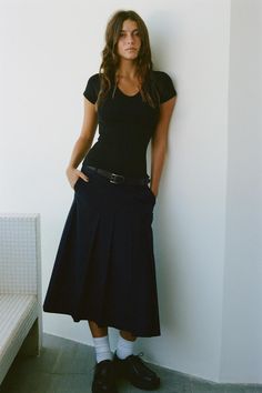 PLEATED BELTED MIDI SKIRT - Navy blue | ZARA United States Midi Skirt With Belt, Zara Pleated Skirt For Workwear, Zara Pleated Workwear Skirt, Casual Zara Pleated Lined Skirt, Casual Zara Midi Pleated Skirt, Zara Fitted Midi Pleated Skirt, Midi Pleated Skirt Outfit, Navy Midi Skirt, Belted Midi Skirt