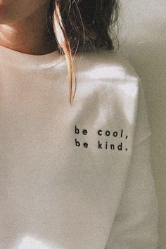 Embroidered Sweatshirt Ideas, Diy Embroidered Sweatshirt, Sweatshirt Ideas, Embroidery Diy, Pola Sulam, Art Embroidery, 자수 디자인, Best Diy