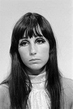 1960s sixties decade 60s cher Cher Makeup, Cher 60s, Cher 1960s, Cher Hair, 60s Makeup, Cher Photos, 70s Makeup, Robert Mapplethorpe, Vintage Makeup