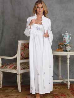 Wisteria Gown Sleeping Gown Nightgowns, Linen Nightwear, Lavender Wisteria, Elegant Nightgown, Linen Nightgown, Moda Kimono, Pretty Robes, Beautiful Nightgown, Linen Sleepwear