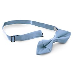 Gorgeous, simple baby blue. Less common than navy blue but no less stunning. On this quirky pointed bow tie, it's sure to add some flair to your favourite look. The best part? We've done all the hard work and tied it for you. All you have to do is put it on. Pre Tied Bow Tie, Blue Tone, Welcome To The Family, Jewelry For Men, Blue Tones, Accessories Jewelry, Bow Tie, Baby Blue, Mens Jewelry