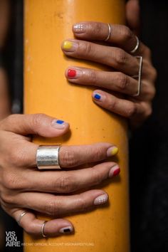 Piet Mondrian Nails, Beginner Short Nail Designs, Neutral Nails With Pop Of Color, Summer 23 Nail Trends, Primary Colors Nails, Queer Manicure, Bauhaus Nails, Nails All Different Colors, Mondrian Nails