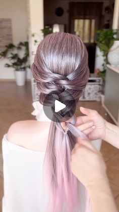 Argentea Lo 🇮🇹 on Instagram: "I 💜this beautiful braid! Do you like? 👍🏻 or 👎🏻?   #braidsformyhair #braids #braidsbraidsbraids #braidtutorial #waterfallbraid #frenchbraid #dutchbraids #twistbraids #hairtutorial #hairvideos #hairgoals #hairideas #hairglamvideos #hairtips #hairhack #summerhair #backtoschool #easyhairstyles #creativehairstyles #peinados #trenzas #trecce #acconciature" How To Do A Four Strand Braid, Braid Tutorials For Long Hair, Self Braid Tutorial, Hair Braids Tutorials, Crazy Braids, Braid Tutorials, Four Strand Braids, Easy Bun Hairstyles For Long Hair, Basic Hairstyles