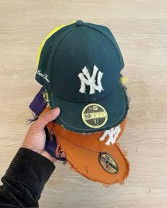 Custom Fitted Hats, Swag Hats, Dope Hats, Hat Aesthetic, Boys Fits, Custom Caps, New Era Hat, Fancy Hats, No Cap