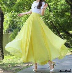 Olivia Mark - Flowy Chiffon Maxi Skirt - Dance Practice Skirt for Modern and Classical Dance Performances Female Dancers, Dance Event, Chiffon Maxi Skirt, Formal Dance, Classical Dance, Artist Outfit, Dance Skirt, Ladies Gown, Contemporary Dance