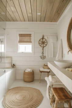 40 Coastal Bathroom Ideas for a Nautical-Inspired Home Coastal Bathroom Design, Boho Style Bathroom, Boho Bathroom Ideas, Beachy Bathroom, Farmhouse Bathroom Design, Cottage Bathroom, Coastal Boho