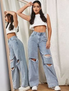 Spine Tattoo and Ripped Jeans: A Bold Fashion Statement Ripped Denim Pants, High Waist Wide Leg Jeans, Stylish Jeans, Pantalon Large, Ripped Denim, Wide Legs, Jeans Boyfriend, High Waisted Denim