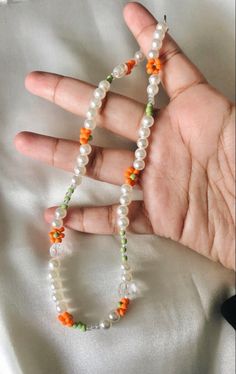 Colorful Bead Jewelry, Big Bead Jewelry, Cute Necklaces Beads, Orange Bracelet Ideas, Aesthetic Diy Jewelry, Cute Beaded Necklaces, Handmade Necklaces Beads, Summer Beaded Jewelry, Trendy Beaded Jewelry