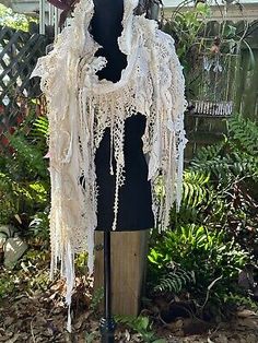 Vintage Scarf X-Long Boa Shabby Hippie Boho Romantic Unique Wrap Lace Handmade  | eBay Boho Winter Outfits Hippie, Advanced Style Boho, Recycled Scarves, Repurposing Clothes, Flowy Fashion, Ranger Cosplay, Boho Chic Style Outfits, Elf Ranger, Boho Chic Accessories