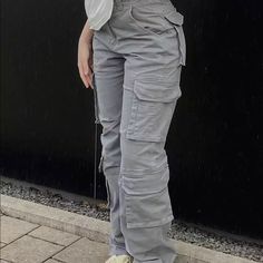 Brand New Street Style Jeans, Style Salopette, Vintage Cargo Pants, Baggy Pants Women, Cargo Pants Baggy, High Waisted Cargo Pants, Cargo Hose, Overalls Vintage, Grey Cargo Pants