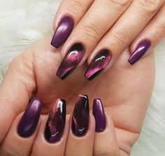 15 Stunning Burgundy Nail Colors for Winter 2023-2024 - thepinkgoose.com Plum Nails With Design, Marron Nails, Designer Nails, Nail Courses, Sculpted Nails, Gel Overlay, Nail Effects, Eye Nails