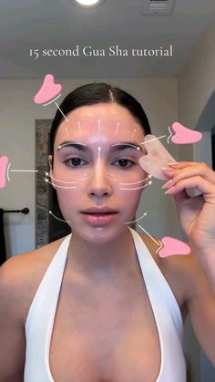 gua sha Crystal Armor, Obličejové Masky, Beginner Skin Care Routine, Facial Routine Skincare, Haut Routine, Beauty Treatments Skin Care, Skin Care Basics, Facial Routines, Skin Care Routine Order