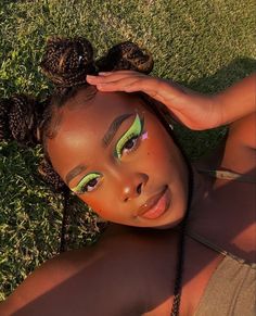 Pelo Afro, Cute Makeup Looks, Creative Eye Makeup, Creative Makeup Looks, Dark Skin Makeup, Makeup For Black Women, Editorial Makeup, Girls Makeup, Pretty Makeup