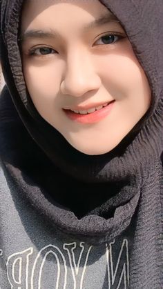 Kota Bandung, Indonesian Girls, Ootd Hijab, Muslimah Fashion, Jam