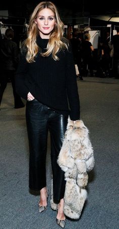 Estilo Olivia Palermo, Mode Shoes, Olivia Palermo Style, Outfit Autumn, Skandinavian Fashion, Looks Black, Olivia Palermo, Leather Trousers, Fashion Mistakes