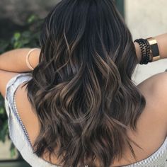 Mushroom Brown Highlights, Black Hair With Lowlights, Brown Hair With Lowlights, Blonde Hair Colour Shades, Brown Hair Inspiration, Mushroom Brown, Hair Highlights And Lowlights, Brown Ombre Hair, Highlights And Lowlights