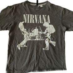 NIRVANA PUNK GRUNGE ROCK T-SHIRT SZ XSMALL H&M MERCHANDISE UNISEX Rock Bands Shirts, Aesthetic Grunge Shirts, Cute Shirts Aesthetic Trendy, H&m Shirt, Musician Merch Ideas, 80s Grunge Clothes, Dream Clothes Grunge, Nirvana Shirt Aesthetic, H M Clothes