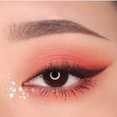 Teknik Makeup, Festive Makeup, Day Eye Makeup, Monolid Makeup, Make Up Designs, Make Up Gold, Alat Makeup, Day Makeup Looks, Applying Eye Makeup