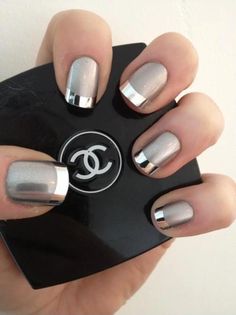 Nagellack Trends, Polish Manicure, Colorful Nails, Metallic Nails, Black Nail, Bohol, Nail Nail, Silver Nails