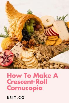 diy crescent roll cornucopia Cornucopia Appetizer, Small Holiday Charcuterie Board, Thanksgiving Foccia Bread Art, Cornucopia Charcuterie Board Ideas, Cornucopia Crescent Rolls, Crescent Wreath Recipes, Cornucopia Decorating Ideas, Friendsgiving Brunch Food