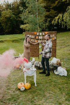 Gender reveal in a autumn day l Little pumpkin | It’s a girl Pumpkin Patch Gender Reveal, Pumpkin Gender Reveal Ideas, Little Pumpkin Gender Reveal, Gender Reveal Decorations, Autumn Day, Gender Reveal, Pumpkin Patch