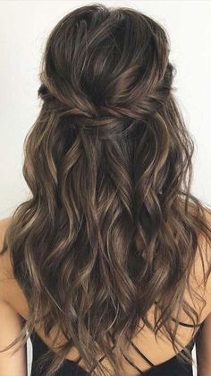 Half Up Wedding Hair Long, Wedding Hair Half, Half Up Half Down Hairstyles, Prom Queen, Gym Ideas, Effortless Hairstyles, Wedding Hair Down, Wedding 2024