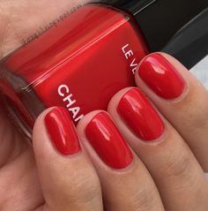 Chanel Outfit, Red Nail, Old Bottles, Make Me Up, Classy Nails, Beauty Basics