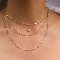 Gold Necklace Stack, Revamp Wardrobe, Necklace Stack, Stacked Necklaces, Diamond Jewelry Necklace, Dope Jewelry, Jewelry Lookbook, Casual Accessories