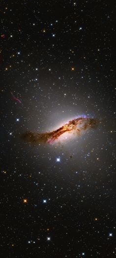 an image of a very large galaxy in the sky