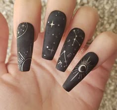 Nails With Stars, Star Nail Designs, Witchy Nails, Star Nail, Long Nail Designs, Goth Nails, Star Nails, Dope Nails