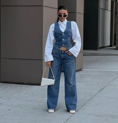 Vest Denim Outfit, Estelle Manor, Jean Vest Outfits, Denim Vest Outfit, Internship Outfit, Waistcoat Outfit, Modeling Outfits, Throwing Fits, Denim Waistcoat