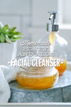 Homemade Facial Cleanser, Homemade Face Wash, Homemade Mouthwash, Homemade Facial, Oil Cleansing, Honey Diy, Honey Face, Three Ingredient, Skin Cleanser Products