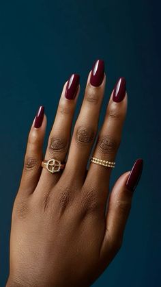 more in telegram Different Red Shades Nails, Maroon Nails Black Women, Nail Art In Dark Skin, Fall Nails Marron, Medium Length Manicure, Brown Skin Fall Nails, Fall Nails Inspo Aesthetic, Brown Oval Nail Designs, Short Wine Color Nails