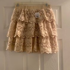 Cute Skirt With Elastic Waist Casual Lace Tiered Skirt Bottoms, Casual Lace Mini Skirt For Summer, Summer Casual Lace Mini Skirt, Casual Lace Mini Skirt, Casual Flowy Lace Skirt, Beige Mini Skirt For Brunch, Casual Lace Flowy Skirt, Spring Lace Mini Skirt, Casual Skirted Lace Bottoms