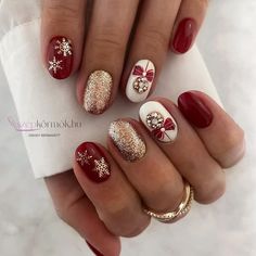 Classy Christmas Nails, Best Christmas Nails, Christmas Nails Designs, Red Christmas Nails, Classy Christmas, Christmas Nail Designs, Christmas Nail, Nails Short, Nails Designs