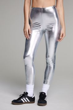 You're shining. Our high shine leggings will have you feeling party ready, with their unique silver colorway and a comfortable high waistline and bodycon fit. Pairs well with your favorite going out top and dancing under disco balls. High Shine Silver Leggings Comfortable High Waist Unique Silver Colorway Stellar Bodycon Fit Opaque Fabric Model wears a size M (US size 6/UK size 10). Silver Leggings, Oasis Fashion, Disco Balls, Fashion Face, High Waisted Leggings, Nice Dresses, Fashion Beauty, Going Out, High Waisted